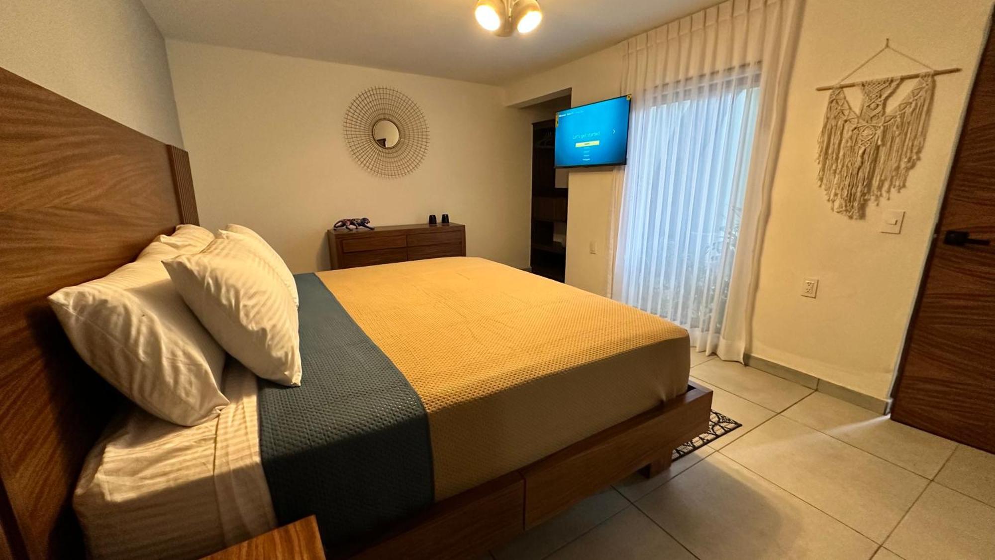 Hotel Boutique Villa Escondida, A Pasos De Lo Mejor En Tlaquepaque Екстер'єр фото