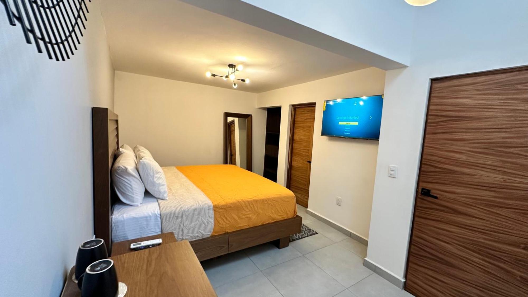 Hotel Boutique Villa Escondida, A Pasos De Lo Mejor En Tlaquepaque Екстер'єр фото