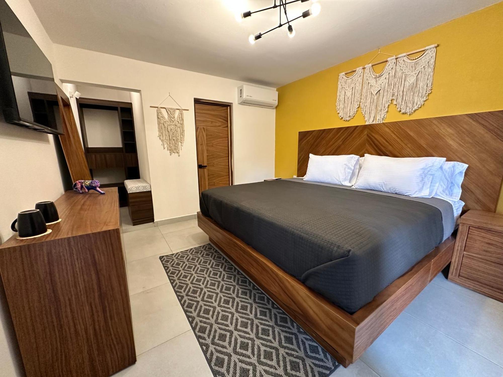 Hotel Boutique Villa Escondida, A Pasos De Lo Mejor En Tlaquepaque Екстер'єр фото