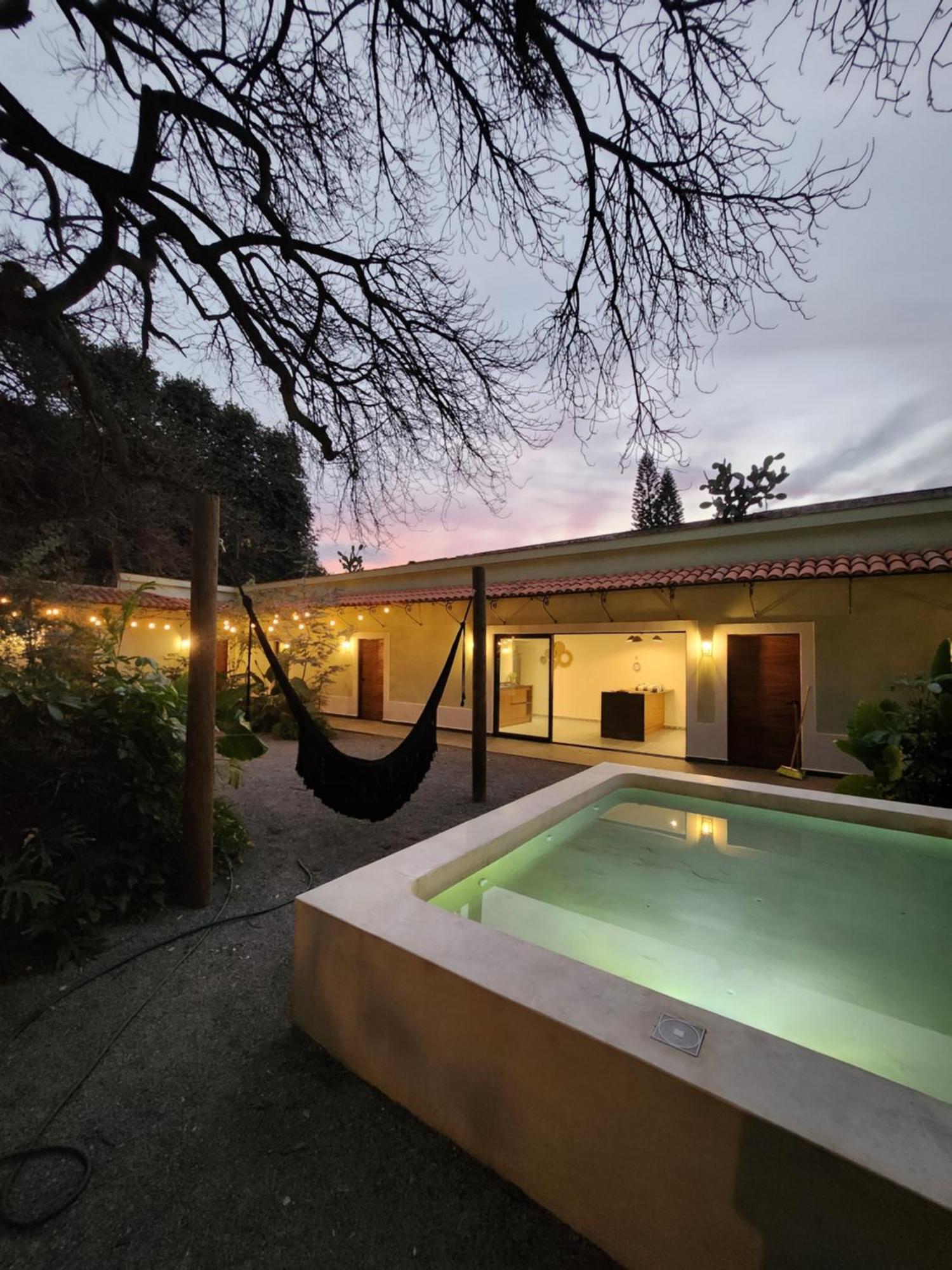 Hotel Boutique Villa Escondida, A Pasos De Lo Mejor En Tlaquepaque Екстер'єр фото