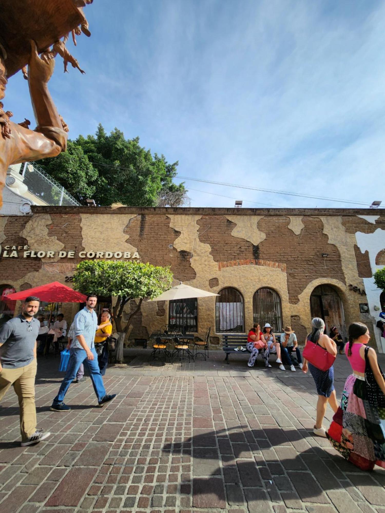 Hotel Boutique Villa Escondida, A Pasos De Lo Mejor En Tlaquepaque Екстер'єр фото