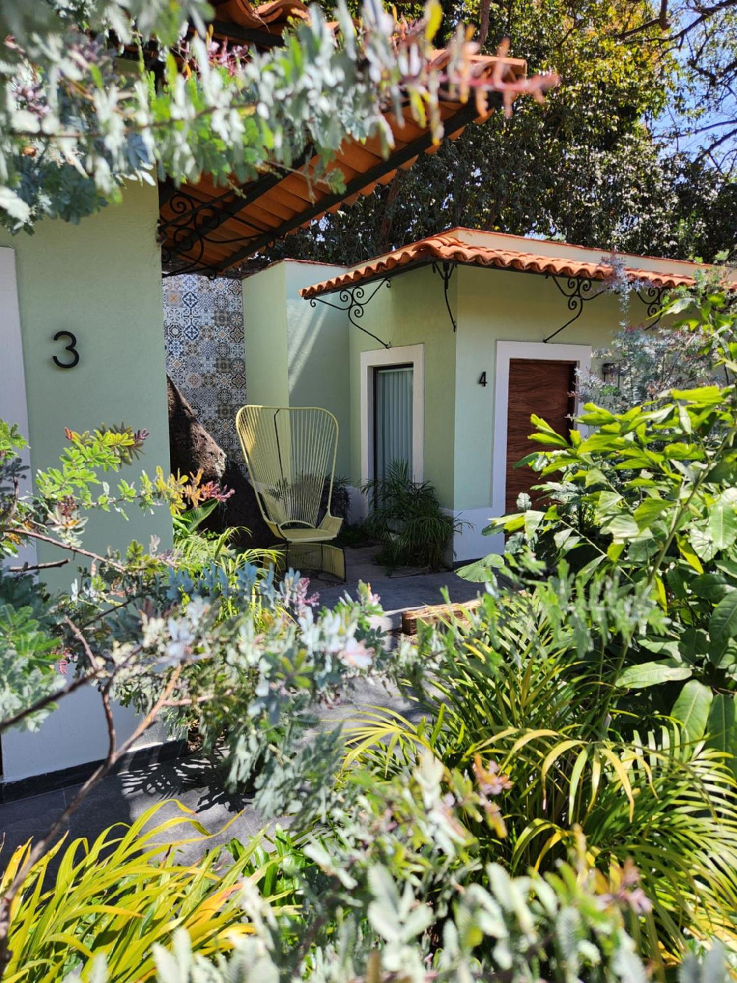 Hotel Boutique Villa Escondida, A Pasos De Lo Mejor En Tlaquepaque Екстер'єр фото