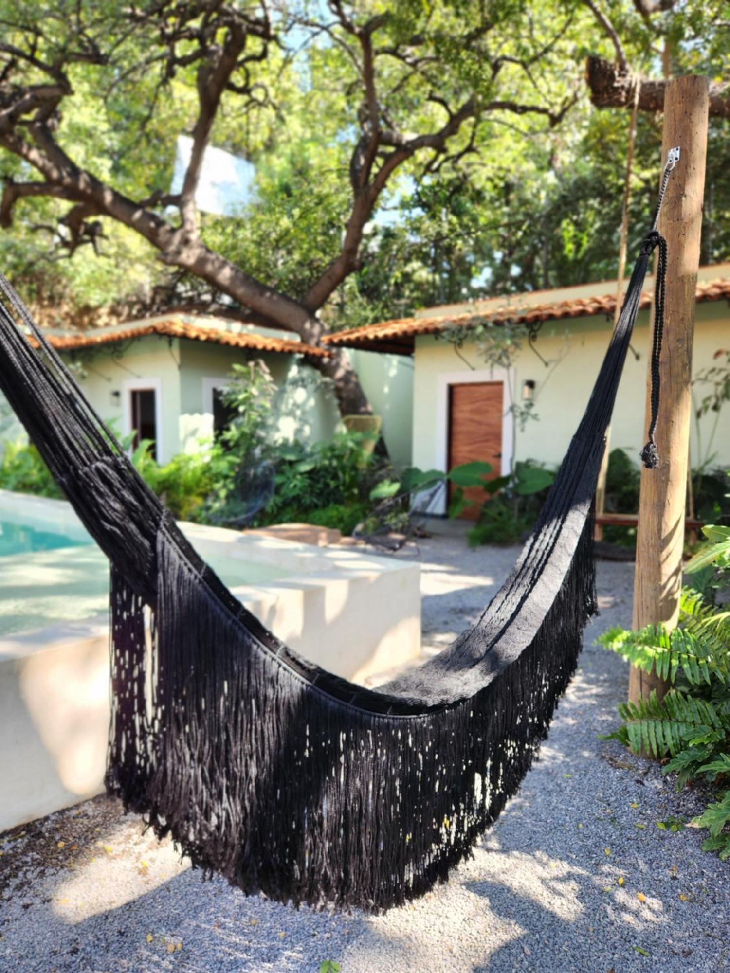 Hotel Boutique Villa Escondida, A Pasos De Lo Mejor En Tlaquepaque Екстер'єр фото
